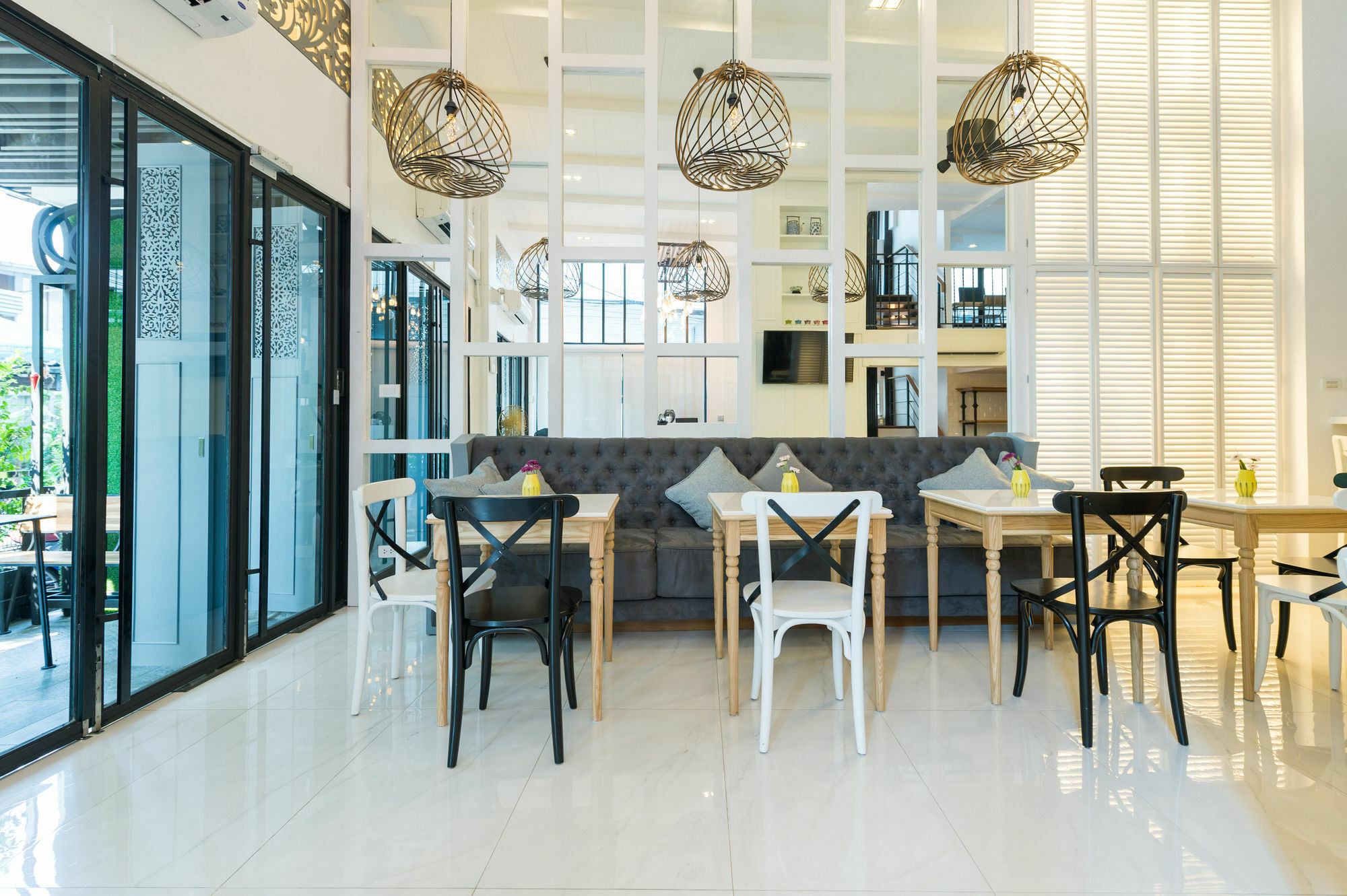 White Ivory Bed And Breakfast Bangkok Exterior photo